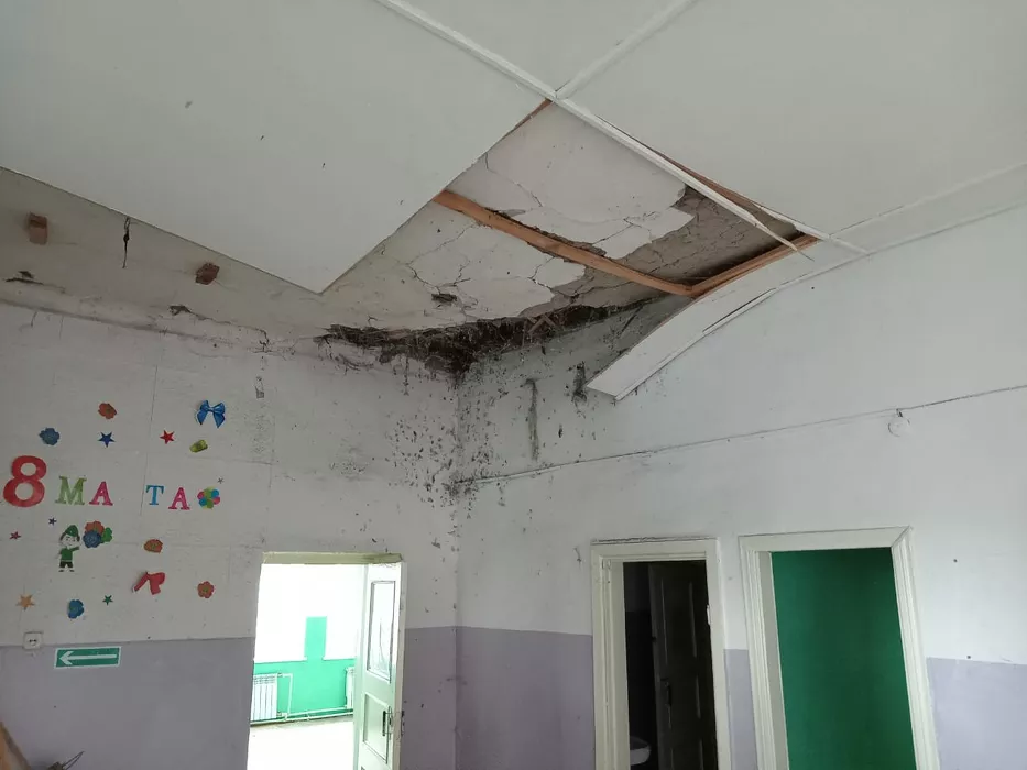 Спустя полтора года власти Бийска решились на ремонт покинутой школы