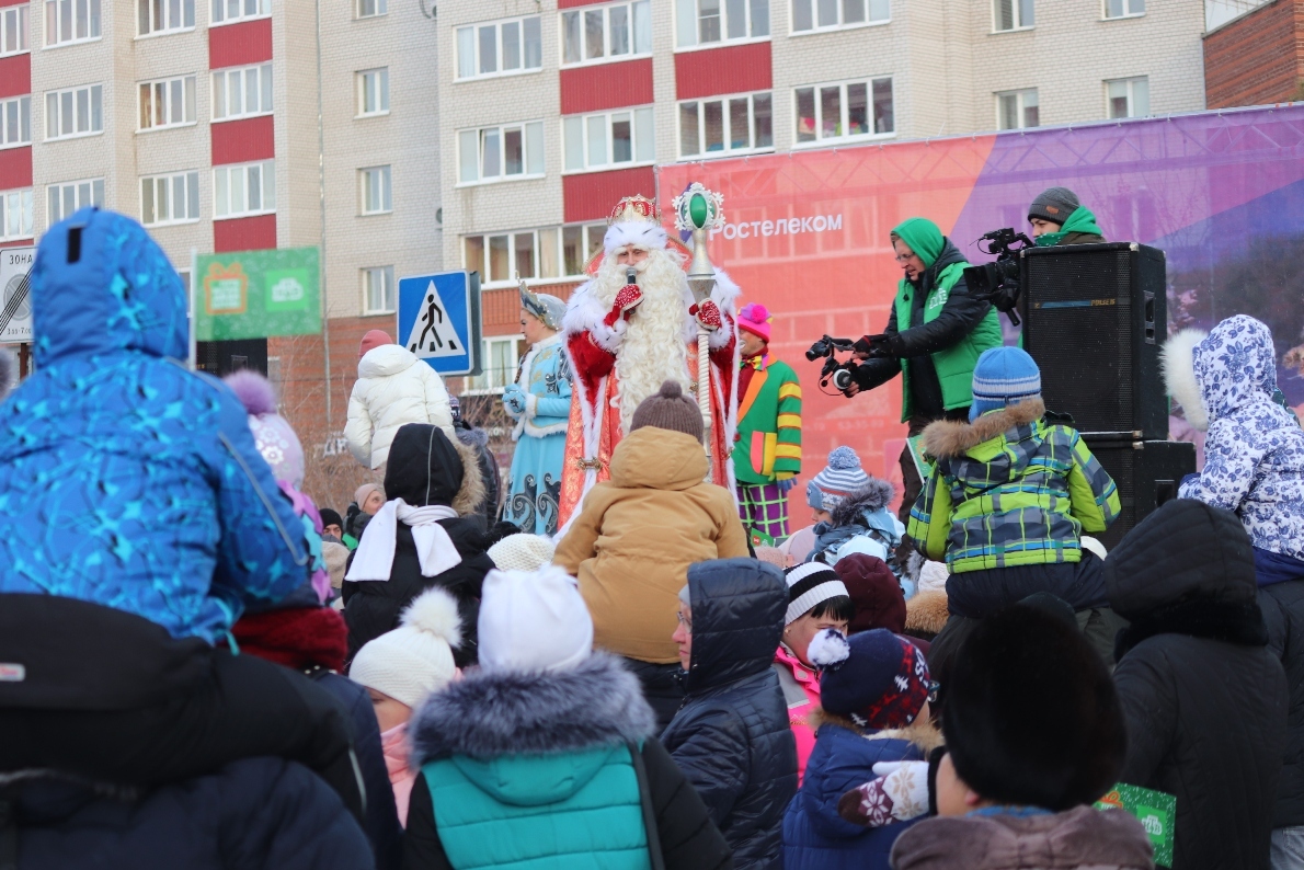 Ростелеком приветствовал российского Деда Мороза Барнауле