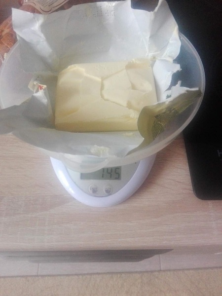 Все масло буду перевешивать возмущенная жительница Новоалтайска пришла весами магазин Мария-Ра