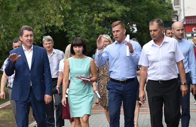 Власти Барнаула показательно воодушевлением приняли современное эстетичное благоустройство
