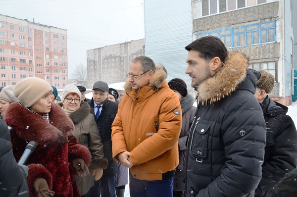 Алтайский думец власти жители Бийска вышли диалог спорном месте строительства ФОКа