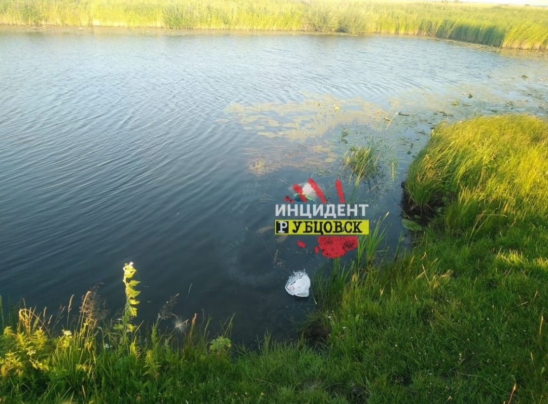 В Рубцовском районе сотрудник ФСИН утонул реке время посиделок друзьями