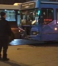 Женщина-водитель на барнаульском автобусе «выбила страйк» на трассе