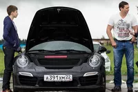 Барнаульский предприниматель Сергей Мудрик на Porsche 911 проиграл секунду в соревнованиях по дрэг-рейсингу