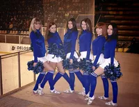 «Свинское отношение к девочкам»: хоккейный «Алтай» лишился группы поддержки из-за долгов по зарплате