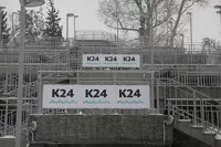 Алтайский телеканал «Катунь 24» решил украсить рекламой новую лестницу в Нагорный парк