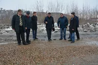 Барнаульские власти в апреле обещают «вернуть» асфальт на дороги