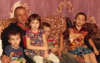Александр Баранов с детьми