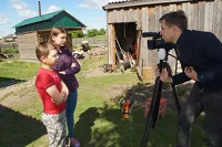 Голландский телеканал снял сюжет закрытии сельских школ Алтае накануне прямой линии президентом России