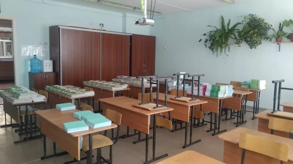 Барнаульские чиновники образования ответили жалобы родителей сборе подаяний покупку парт