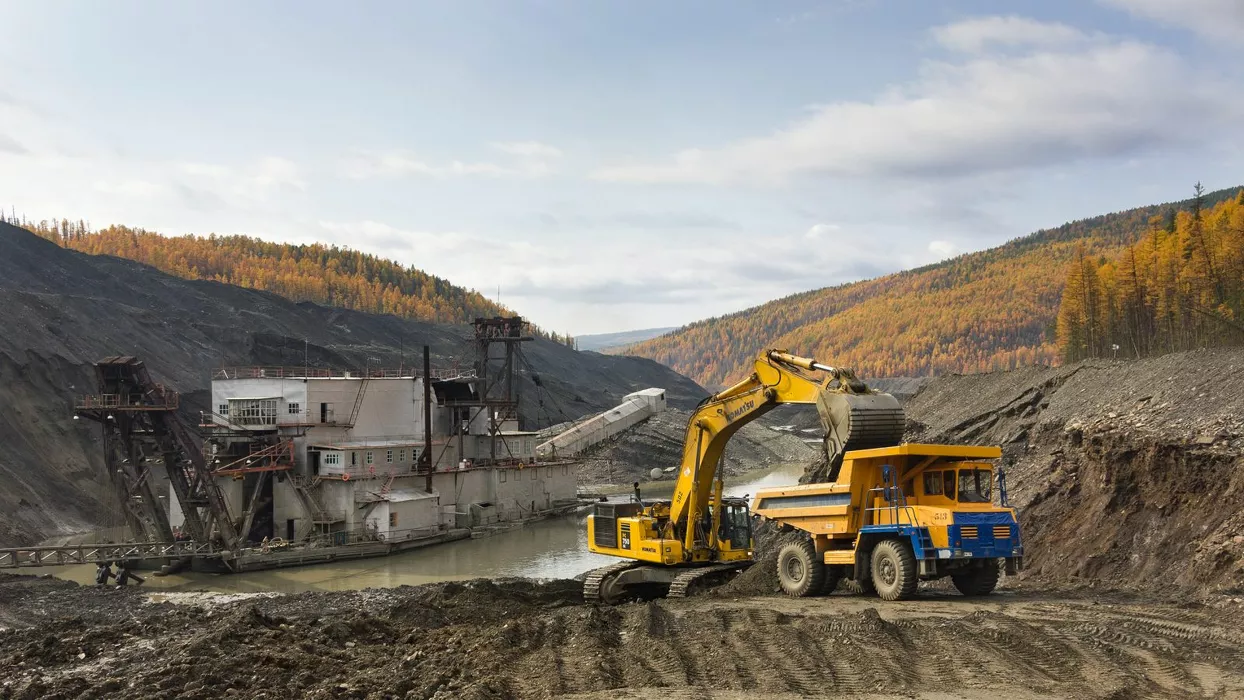 Алтайских золотодобытчиков оштрафовали почти на 4 млн рублей за загрязнение реки