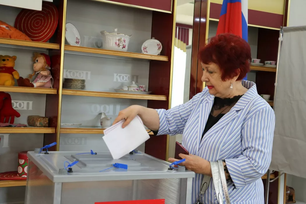 Единороссы с заметным отрывом выходят в лидеры по предварительным результатам выборов в Барнауле