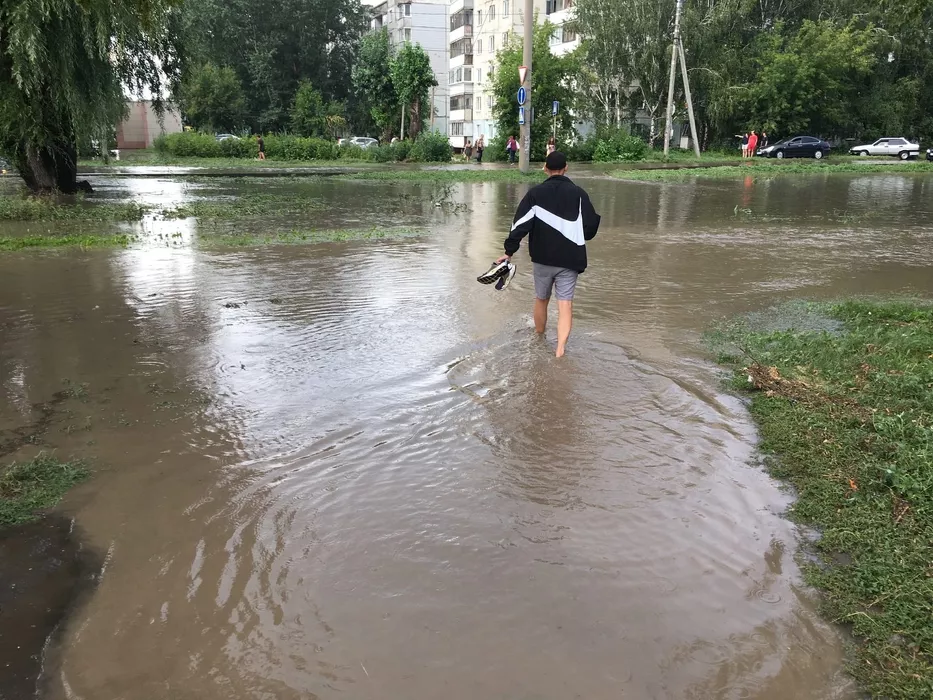Прокуратура и следком начали «расхлебывать» последствия потопа в Барнауле