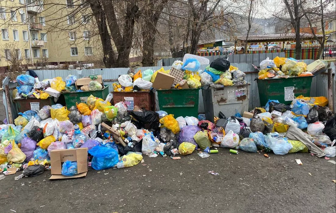 Руководителя регоператора ТКО оштрафовали за «мусорную катастрофу» в Горно-Алтайске