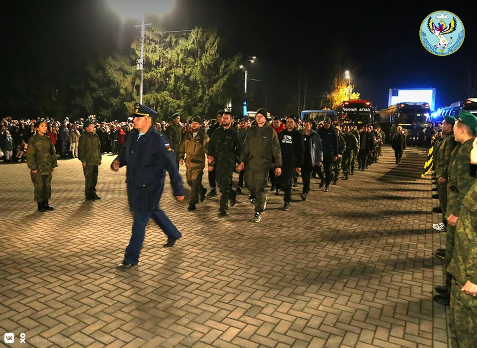 Из Республики Алтай отправили первые группы резервистов в рамках частичной мобилизации