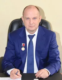 Денис Зюзин
