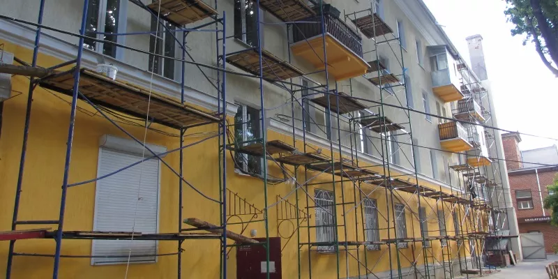 Власти Алтайского края задумались о повышении платы за капремонт жилья и доптарифах для домов с лифтами