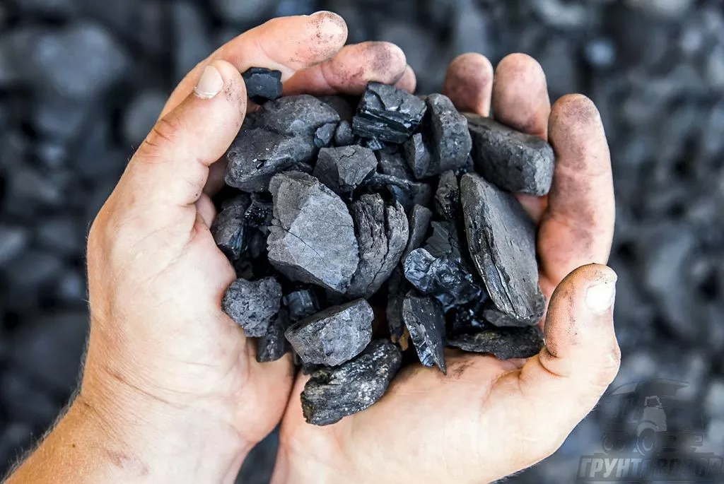Власти еще одного района Алтайского края признали дефицит угля для нужд населения
