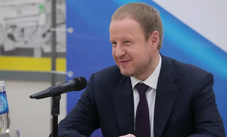 «Будем настроение улучшать»: Виктор Томенко рассказал о планах «партии власти» на грядущие муниципальные выборы