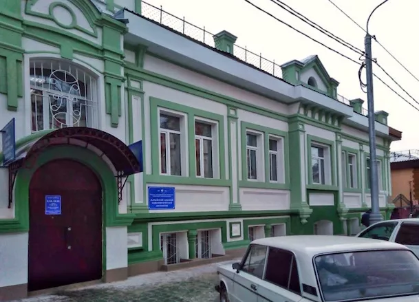 Заместителю главврача Алтайского краевого наркодиспансера вынесли приговор по делу о взятке