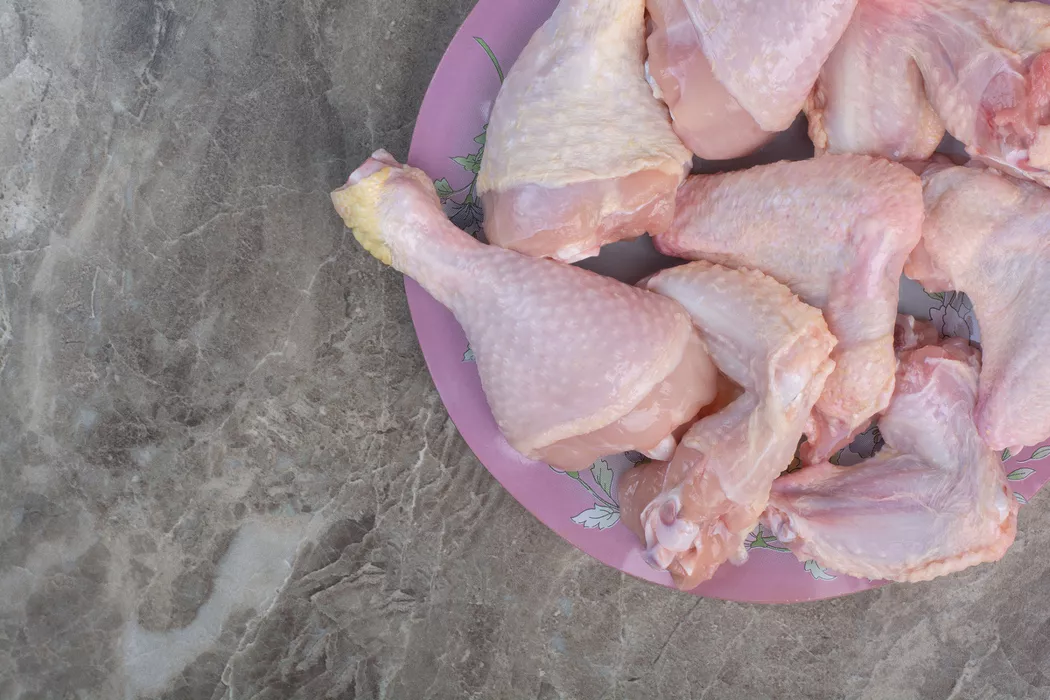 Куриный переполох: Алтайский край снизил объемы производства мяса птицы