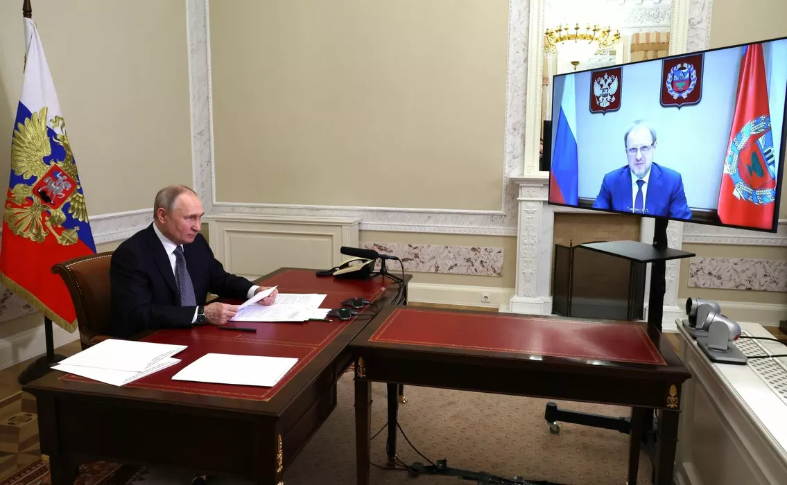 Алтайский губернатор отчитался перед президентом о социально-экономическом развитии края