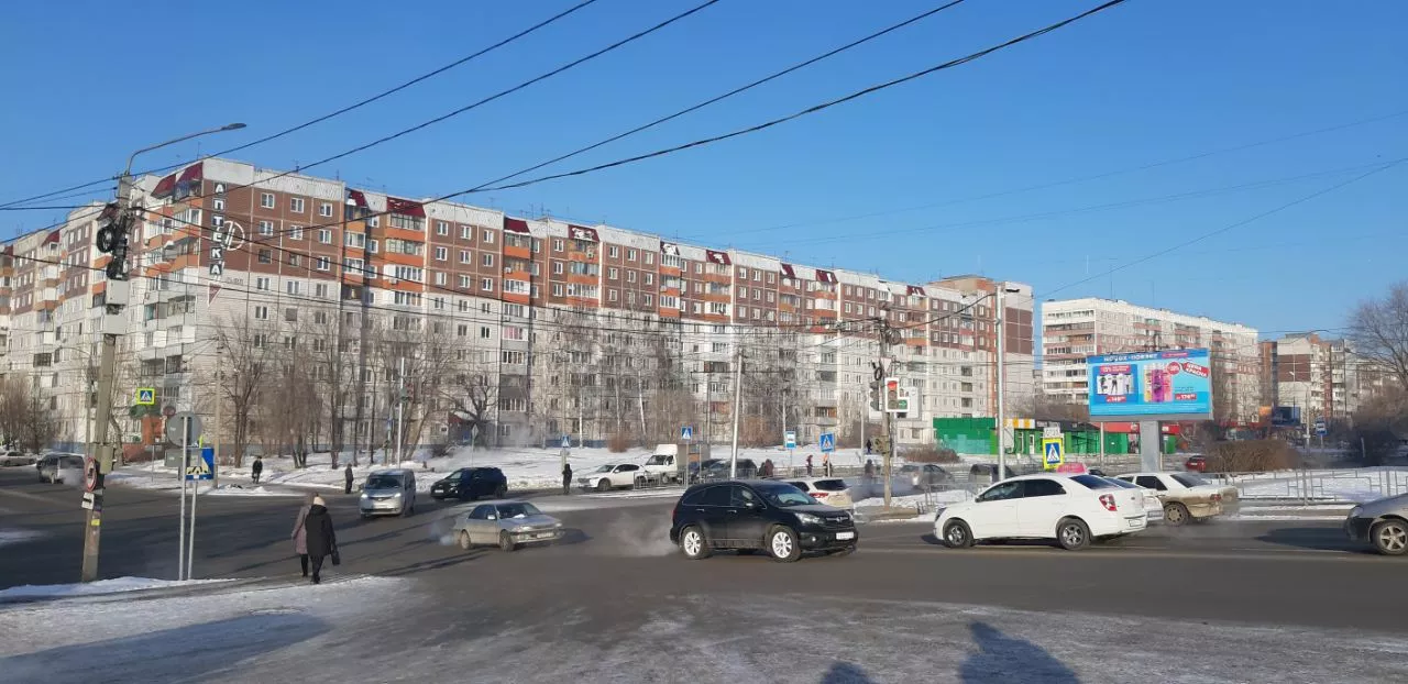 «Скайнет» рассосет пробки: светофоры на одном из перекрестков Барнаула подали первые признаки интеллекта