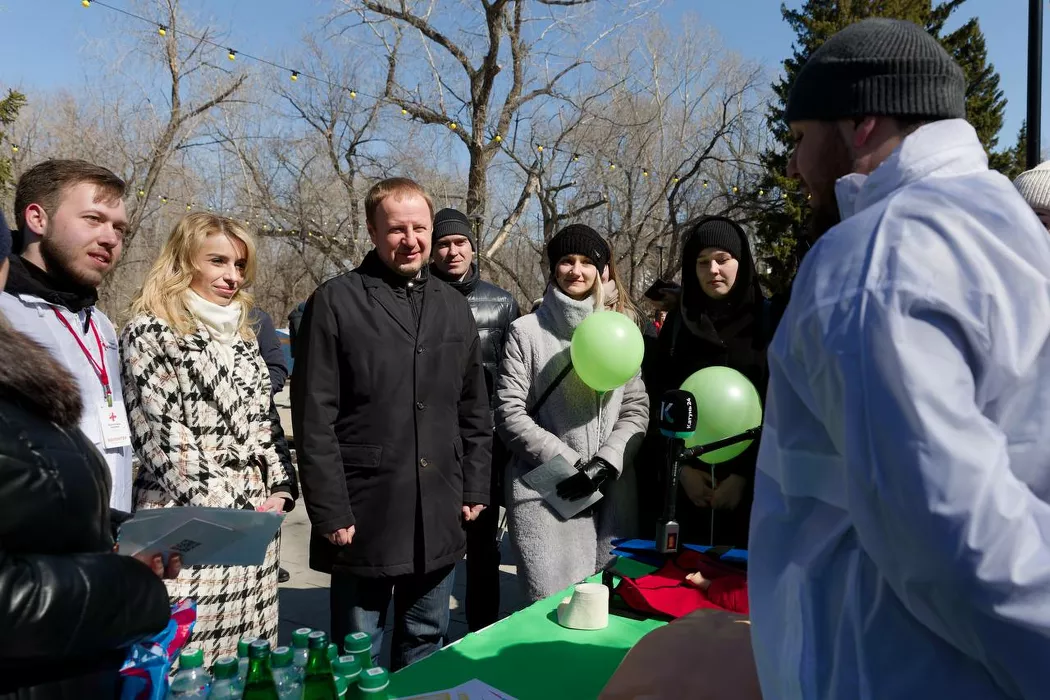 Губернатор Виктор Томенко рассказал о любимом месте для прогулок с женой и собаками в Барнауле