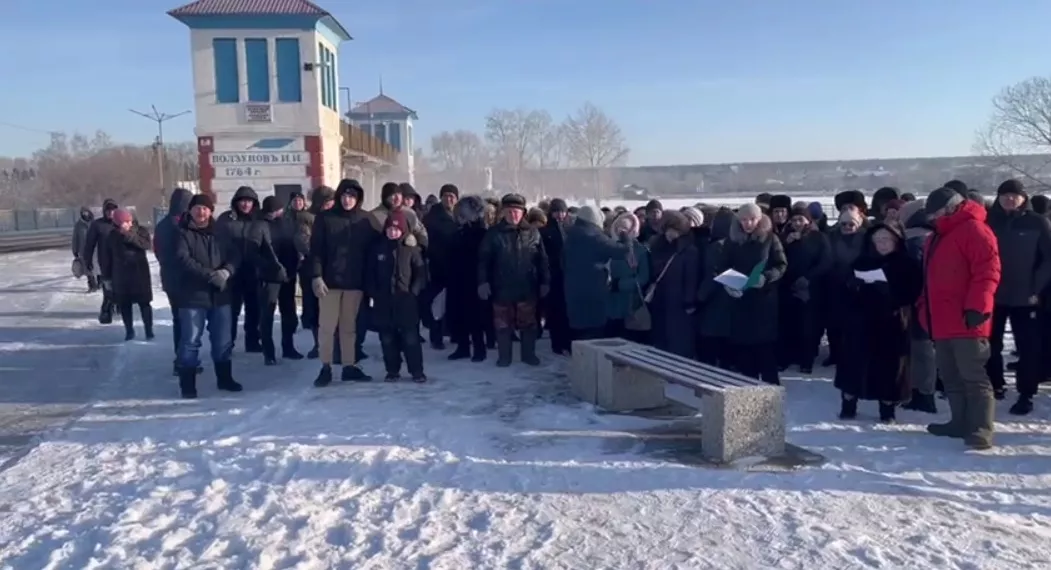 Жители Павловского района записали обращение к президенту РФ из-за ситуации с мусорным заводом