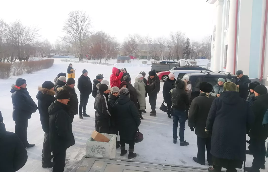 Алтайских коммунистов «прокатили» с местом встречи в Локтевском районе