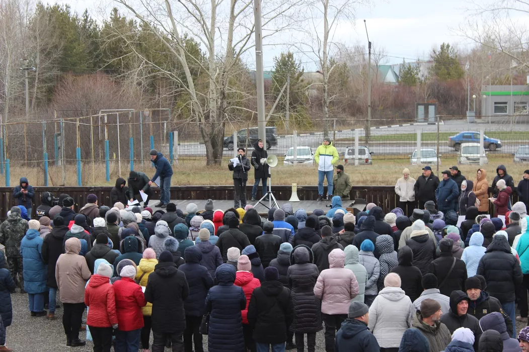 Главе Павловского района внесли представление после крупного митинга против мусорного завода