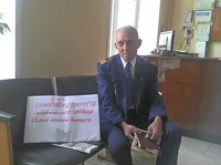В Барнауле отчаявшийся бортинженер объявил голодовку в знак протеста против бюрократии