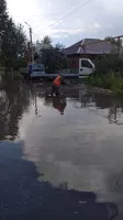 Дорожные службы устраняют потоп