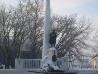 Памятник воину-победителю в Родинском районе