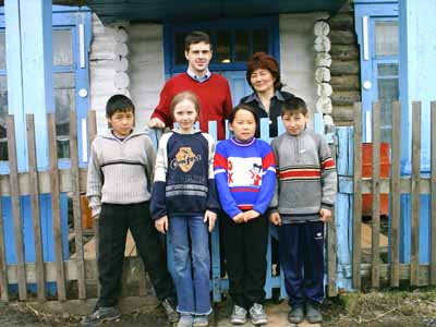 Москвич, полгода живший и преподававший английский язык
в горном алтайском селе, делится своими впечатлениями.