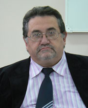 Ушел в отставку многолетний декан исторического факультета
Алтайского госуниверситета профессор Владимиров.
