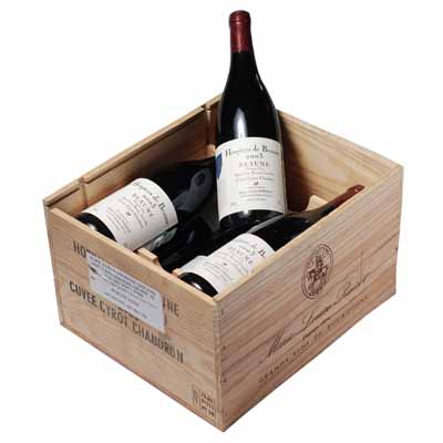 Винотека: специальное предложение на вина в ящиках.
