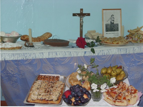 Барнаульские лютеране отпраздновали День Благодарения
(Erntedankfest).