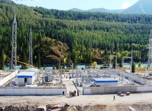 Подстанция, которая призвана обеспечить электроснабжение
т.н. &quot;поместья Путина&quot; в Республике Алтай, имеет удаленный доступ
управления.