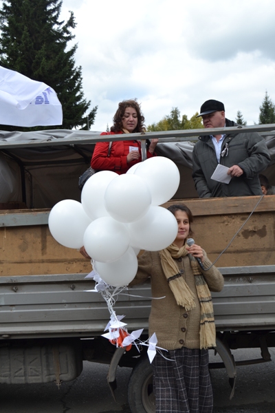 Барнаульские оппозиционеры 15 сентября провели два митинга - &quot;игрушечный&quot; и настоящий. Фото.