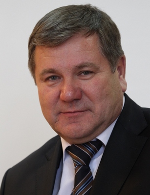 Главой администрации Родинского района назначен депутат Алтайского Заксобрания Сергей Катаманов.