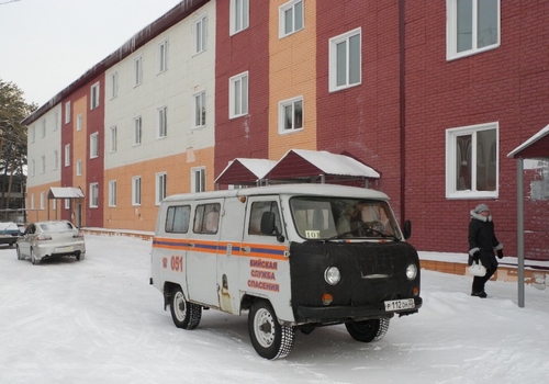 В Бийске замерзают жильцы экспериментальных новостроек: батареи горячие, а в квартирах 0...+4&amp;degС. Фото и видео.