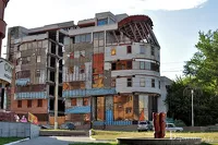 Алтайский краевой суд постановил снести недостроенное здание, получившее неофициальное название «Барнаульский разлом»