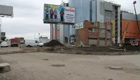 Вокруг крупного ТРЦ у Нового рынка в Барнауле снесли все лишнее