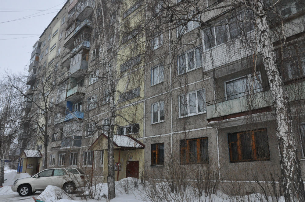 Отремонтированный дом на улице Энтузиастов, 9 в Барнауле