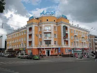 «Навар» Шонии: компания «Селф» распродает активы в центре Барнаула