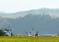 Самолеты СЛО «Россия» в Горно-Алтайском аэропорту 4 августа.