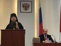 Депутатов перед голосованием напутствовал Епископ Рубцовский и Алейский Роман
