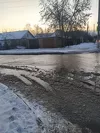 Вода затопила дорогу