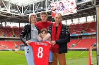 Александр Соболев с семьей Стебуновых